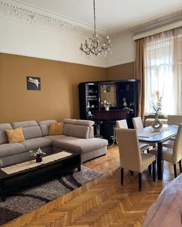Izabella Home Budapeşte Dış mekan fotoğraf