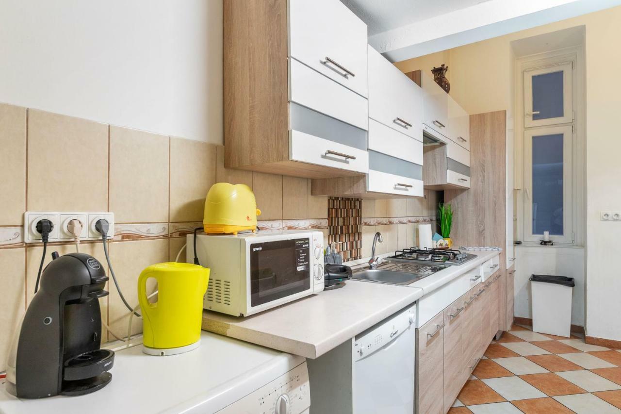 Izabella Home Budapeşte Dış mekan fotoğraf