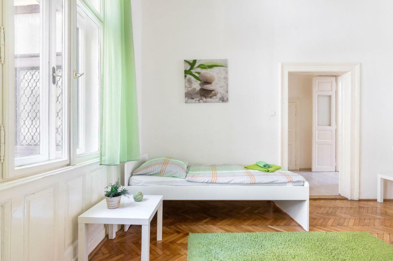 Izabella Home Budapeşte Dış mekan fotoğraf