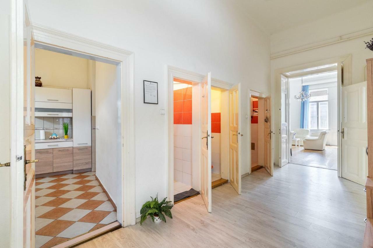 Izabella Home Budapeşte Dış mekan fotoğraf